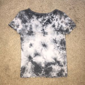 American Eagle soft and sexy v-neck scrunched crop